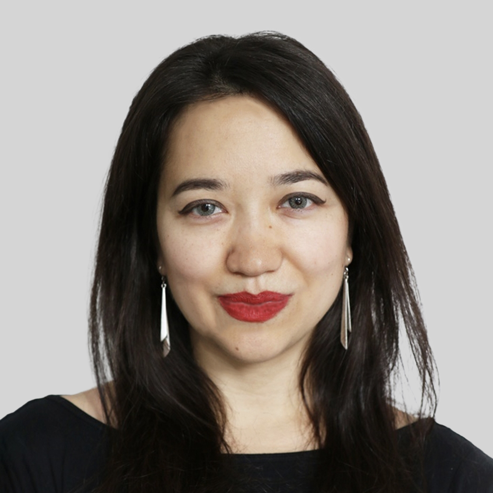 Maximina Hee Yun